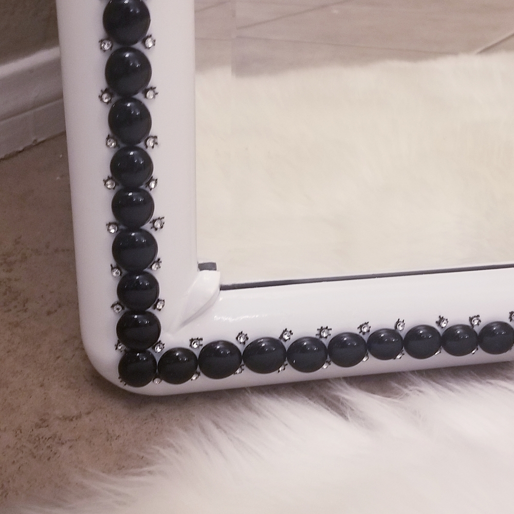 Mirror - Picture 2 of 5